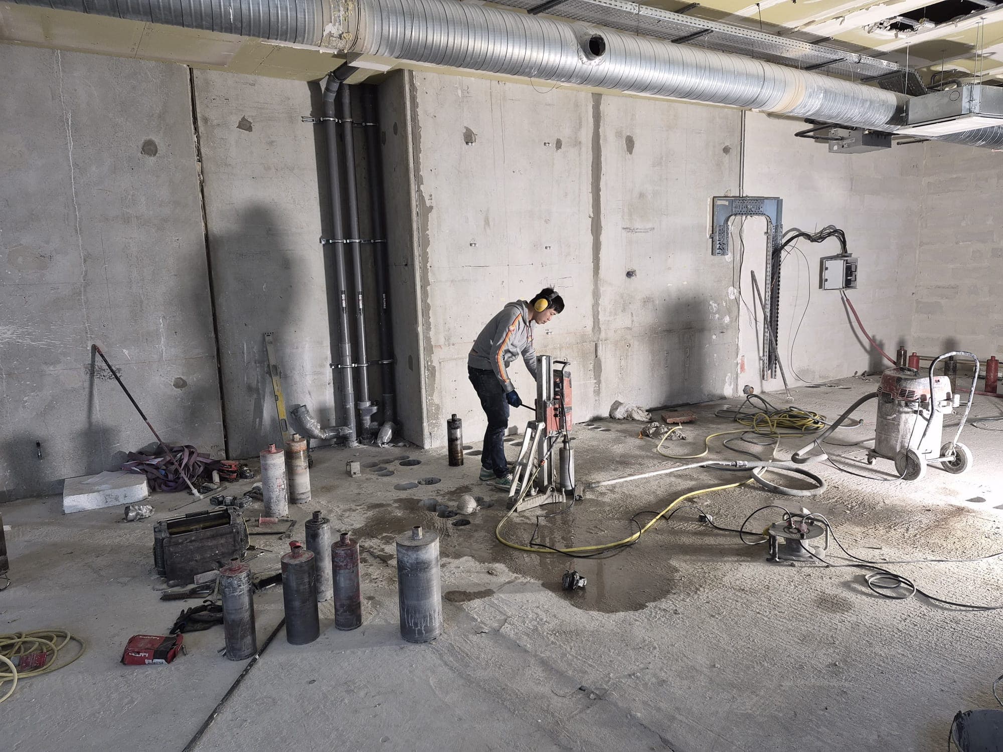 Opérateur XDIAM au carottage sur chantier